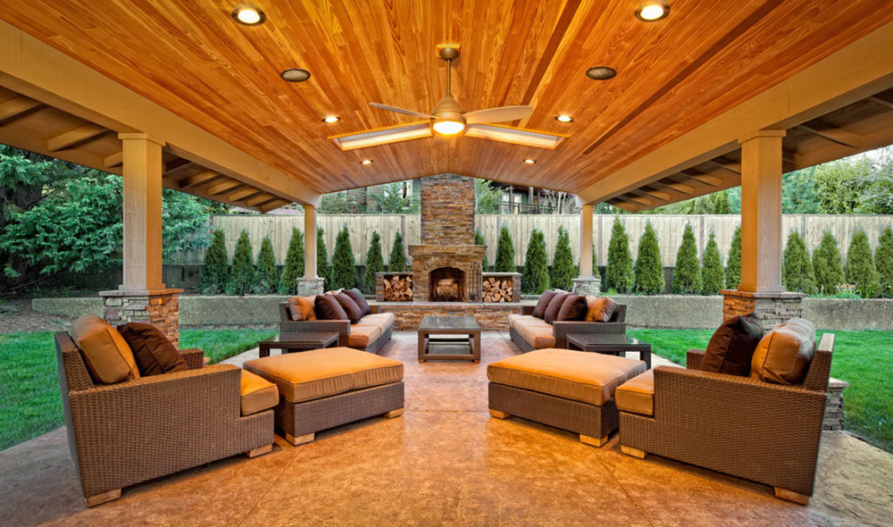 Outdoor Family Rooms